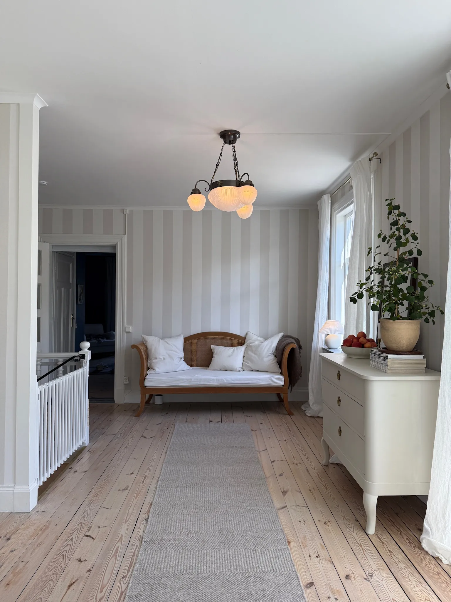 Hall övervåning